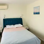 Apartment Splandid By The Sea